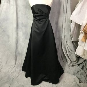 Black Strapless Satin Gown Michaelangelo Size 4